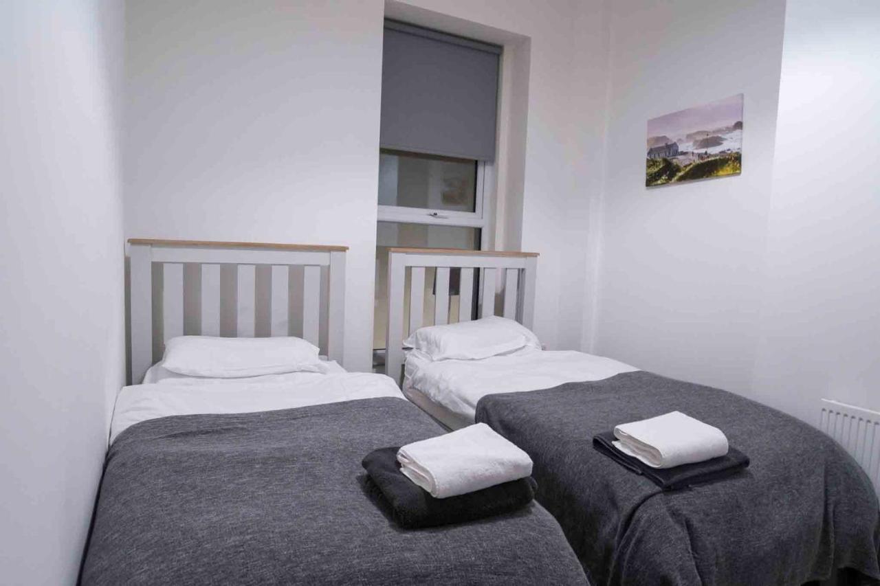 White Hall Portrush Extérieur photo
