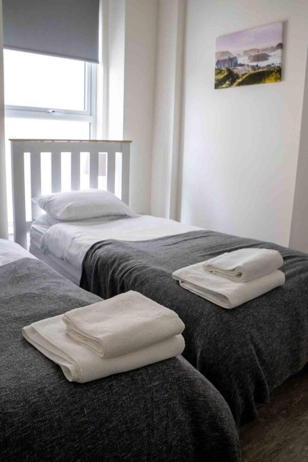 White Hall Portrush Extérieur photo
