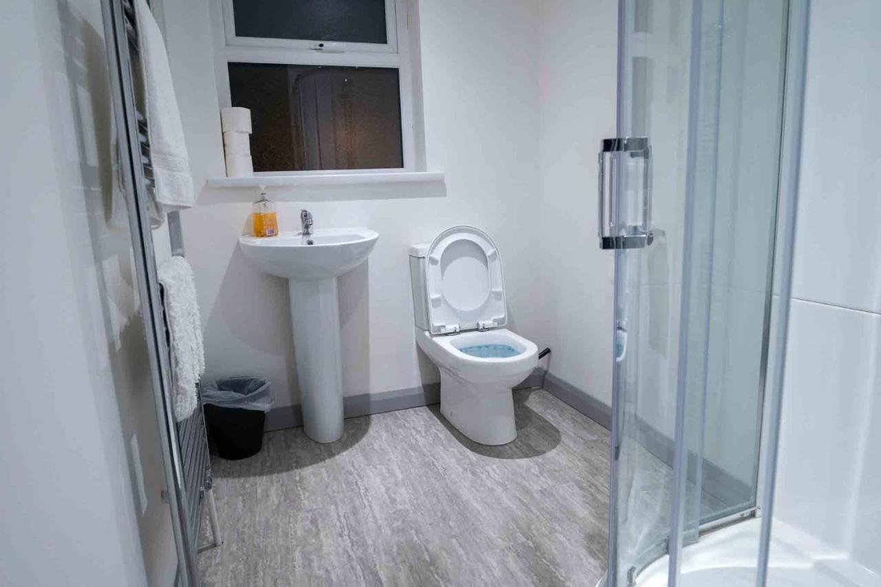 White Hall Portrush Extérieur photo