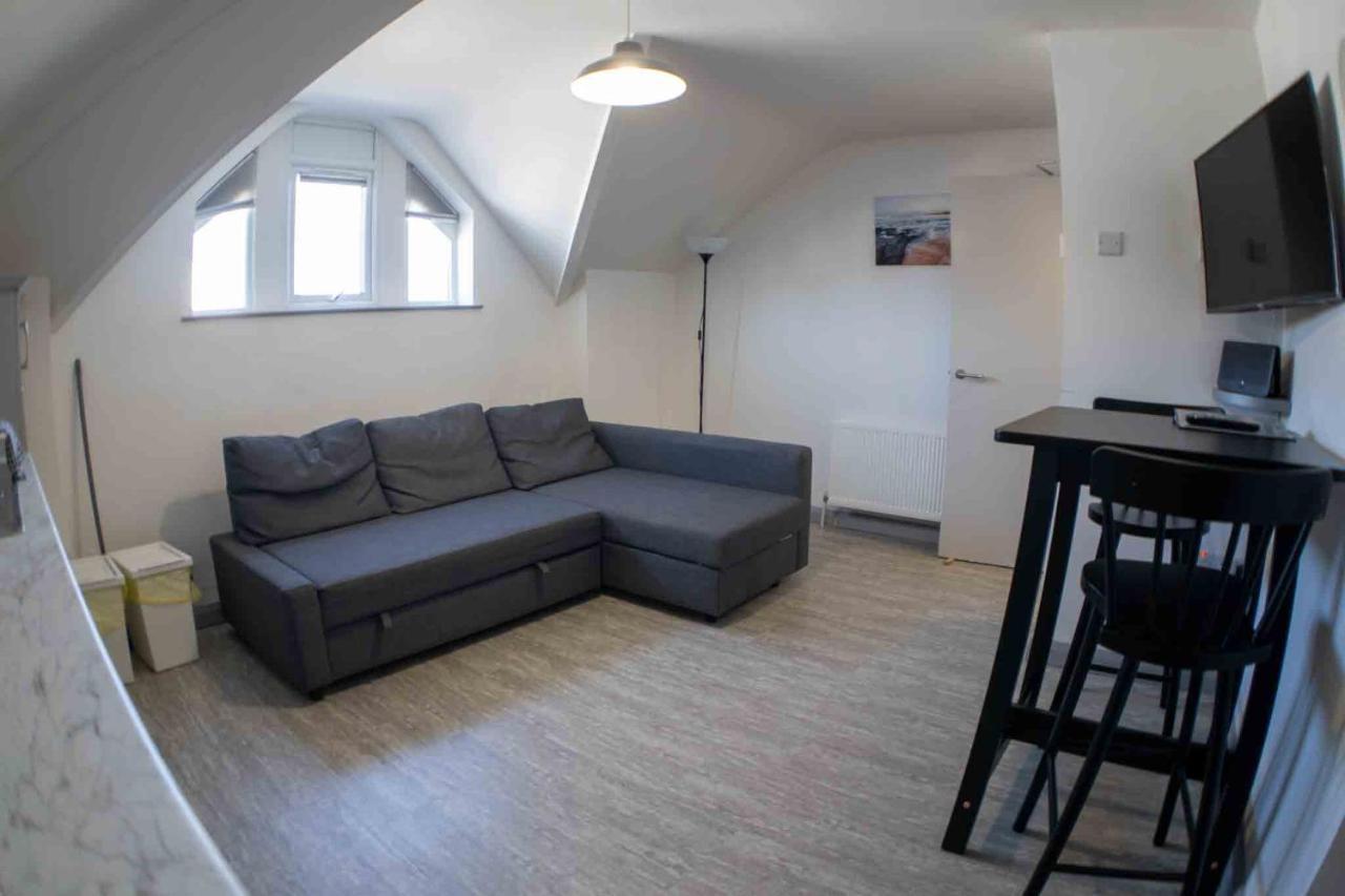 White Hall Portrush Extérieur photo